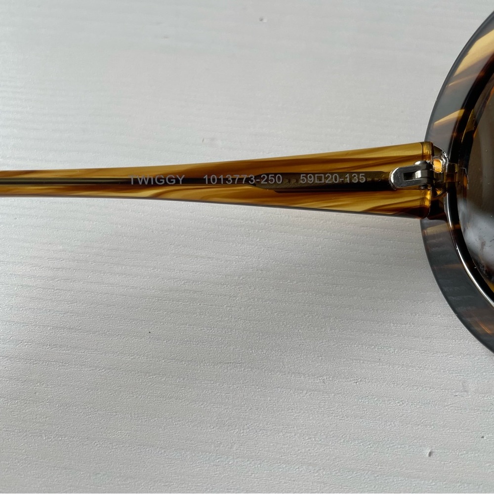 Corrine Mccormack Reader Sunglasses - image 4